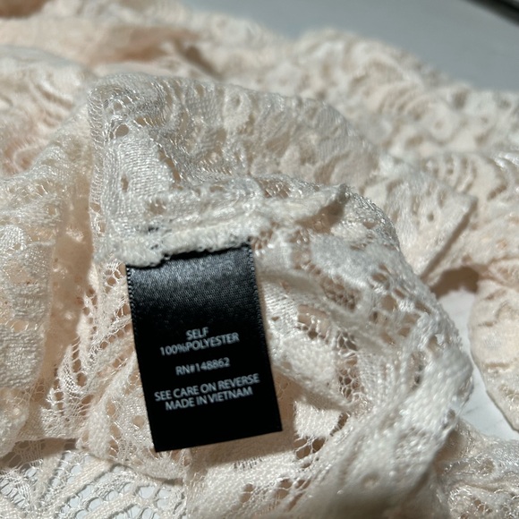 Torrid Cream Lace Button-Down Shirt - Picture 8 of 9